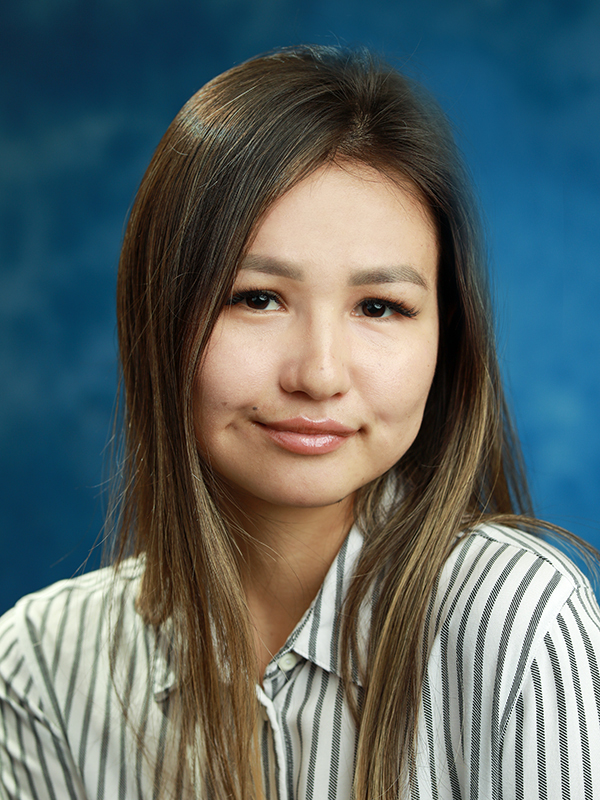 Токмашова Айлина Семеновна.